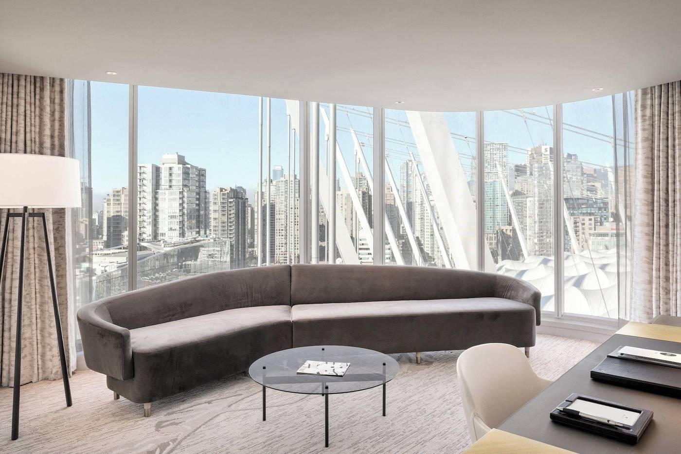 JW-Marriott-parq-Vancouver-Room-22