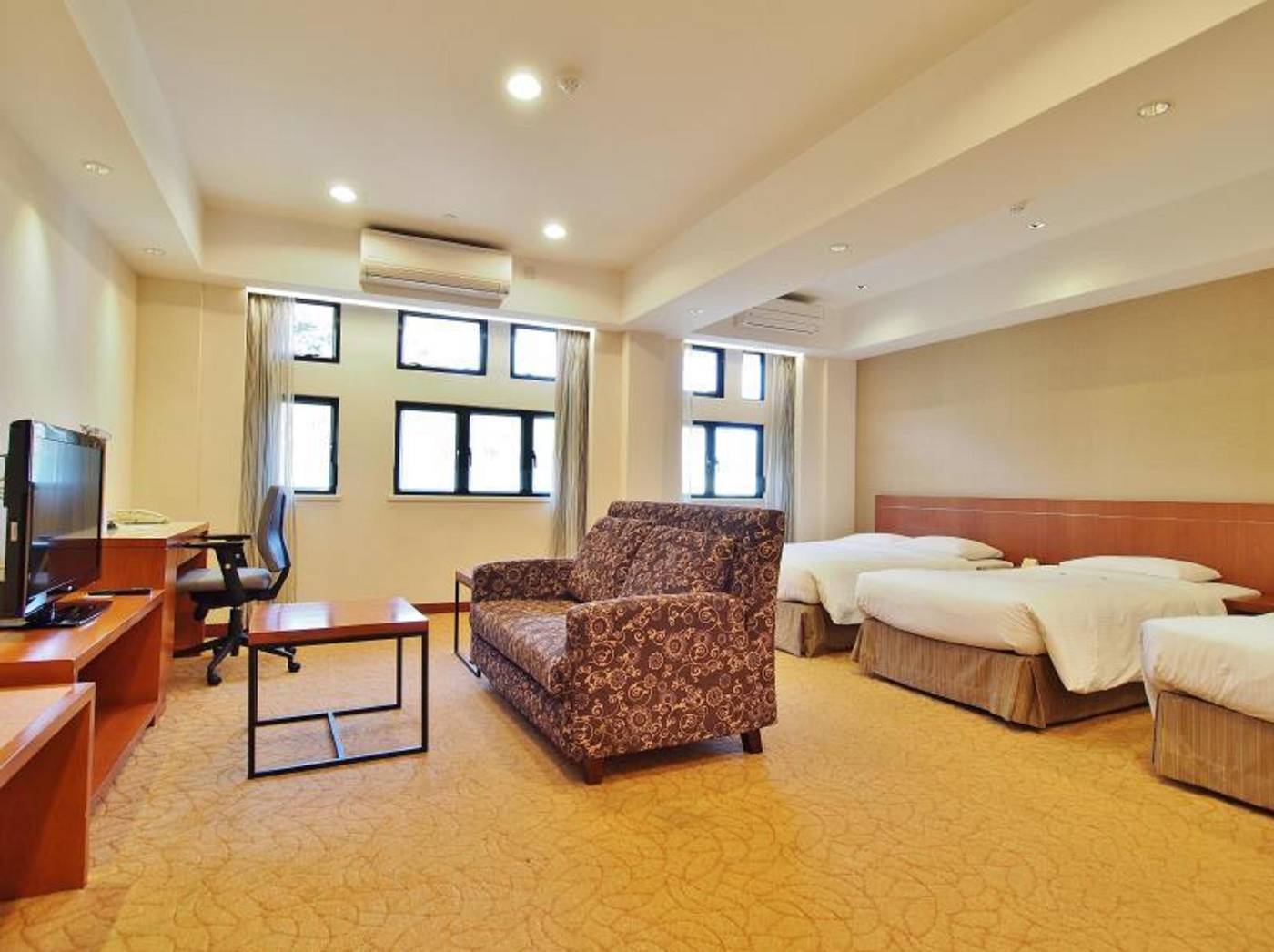 Caritas-Bianchi-Lodge-Room-6