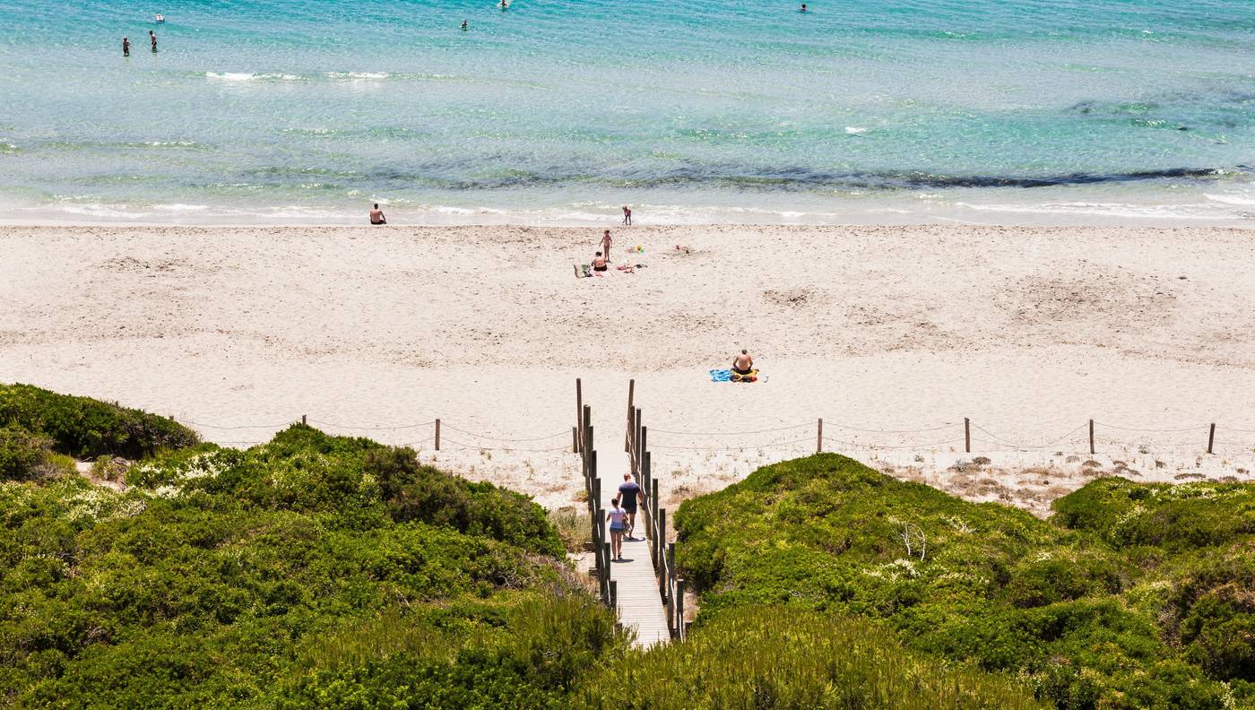 Globales-Lord-Nelson-Beach-37