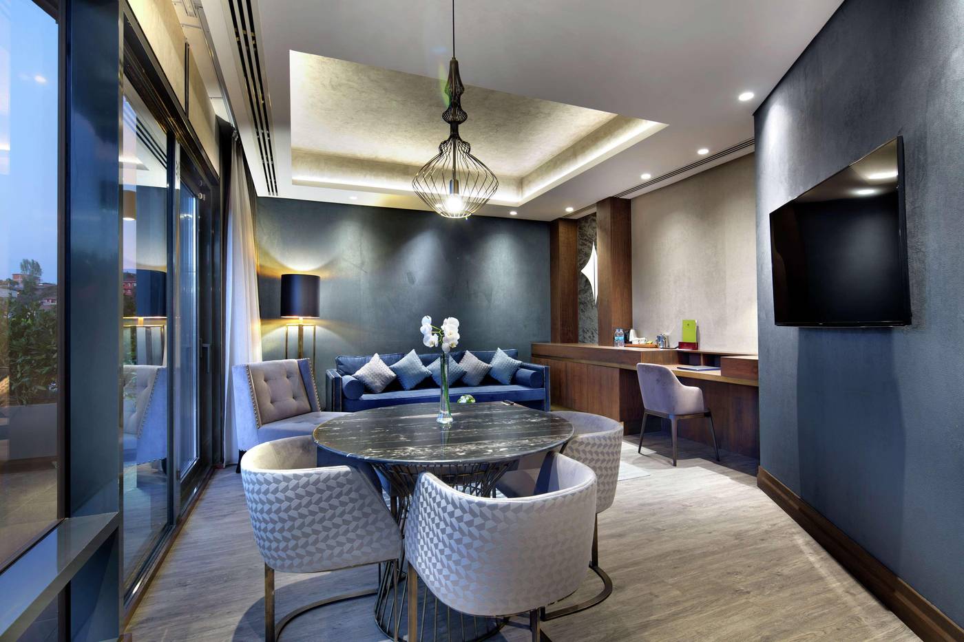 Doubletree-By-Hilton-Istanbul-Piyalepasa-Room-3