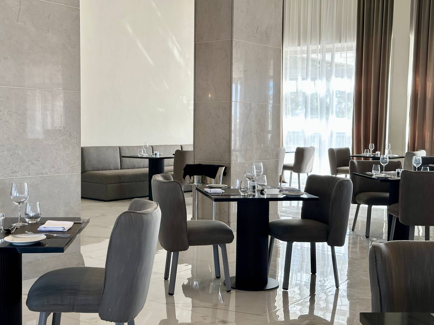 Cali-Resort---Spa-by-Louis-Hotels-Restaurant-48