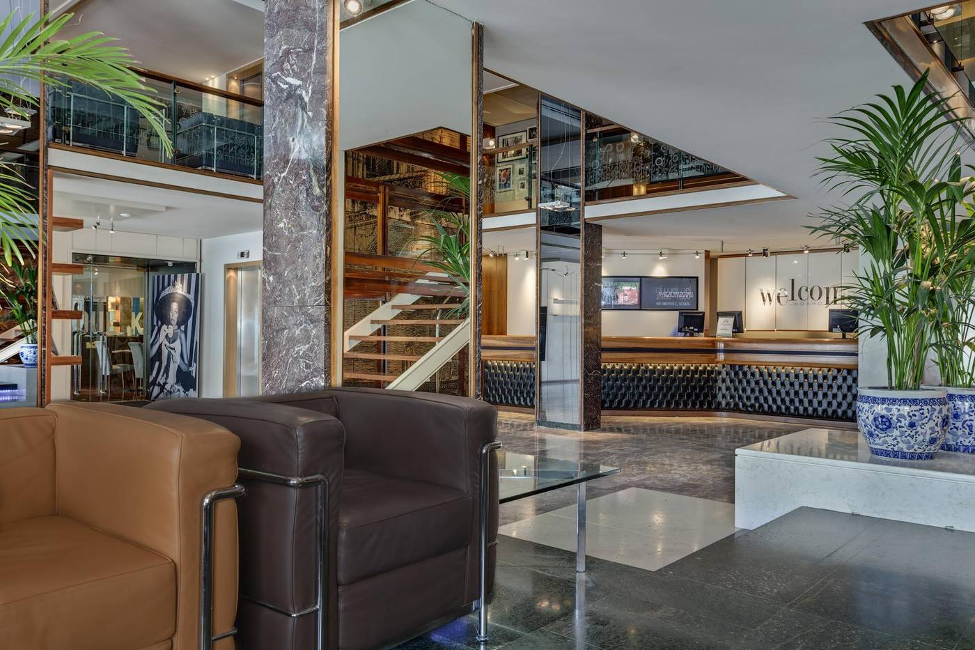 Plaza-Mestre-Lobby-1