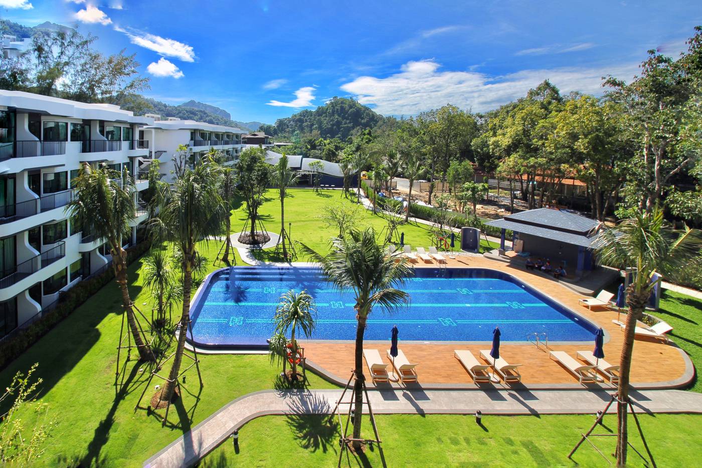 Holiday-Inn-Resort-Krabi-Ao-Nang-Beach-General-view-8