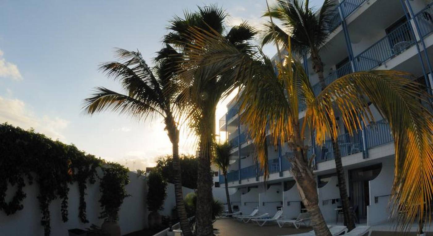 Costa-Volcan-and-Spa-Terrace-18