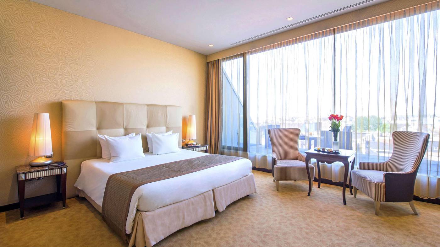 Anantara-New-York-Palace-Budapest-Room-42