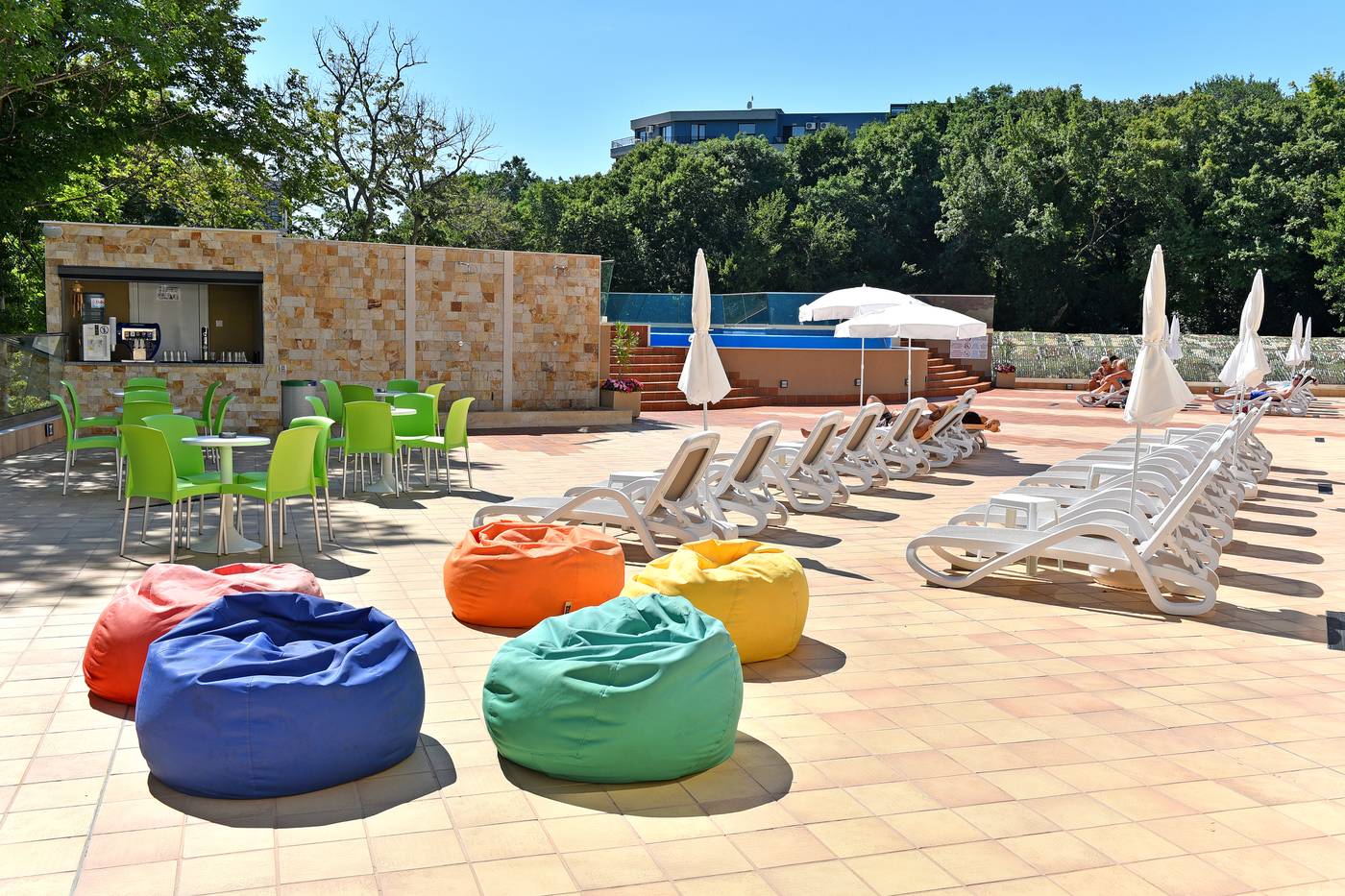 Grifid-Hotel-Foresta-Pool-3