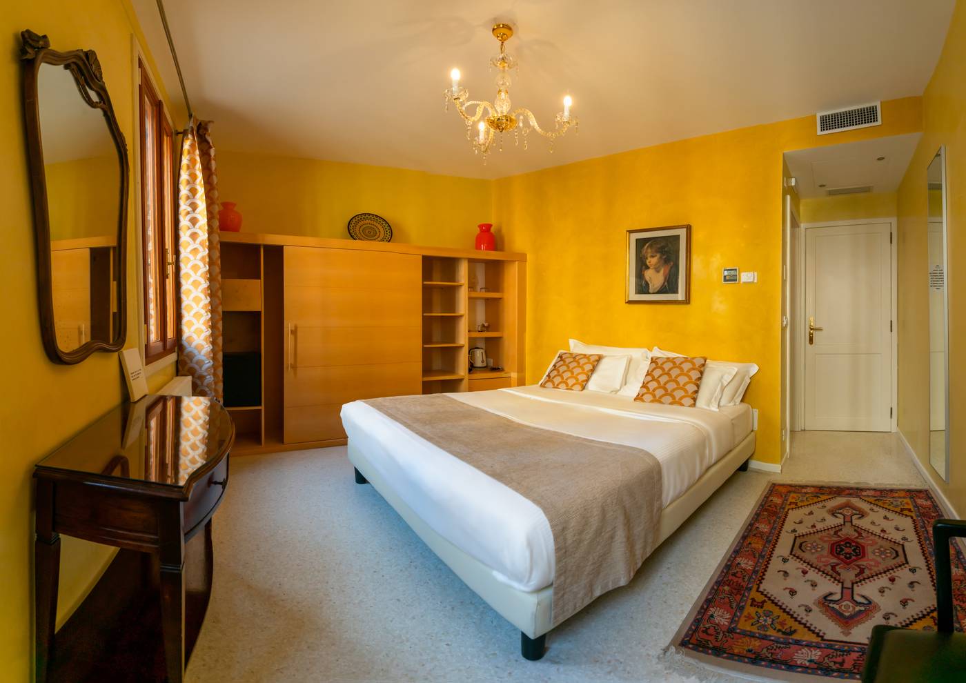 Palazzo-San-Luca-Room-20