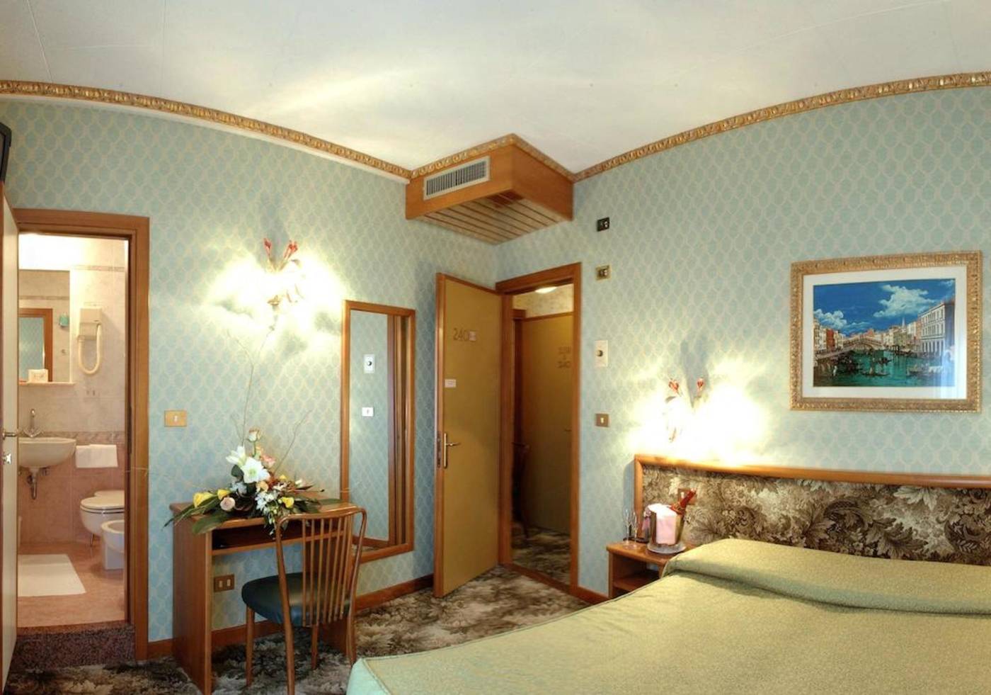 Venezia-Hotel-Room-20