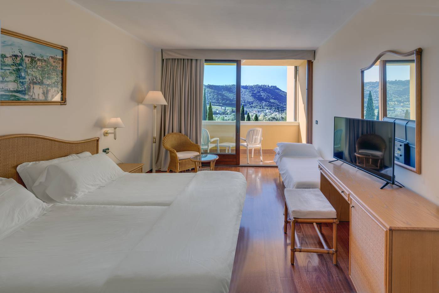Poiano Resort Hotel-Italy-Garda VR-Room-1