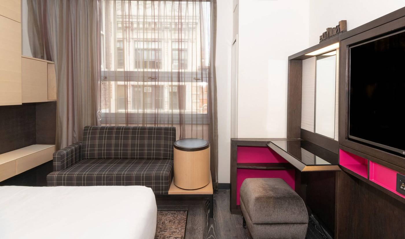 Hyatt-Herald-Square-New-York-Room-35
