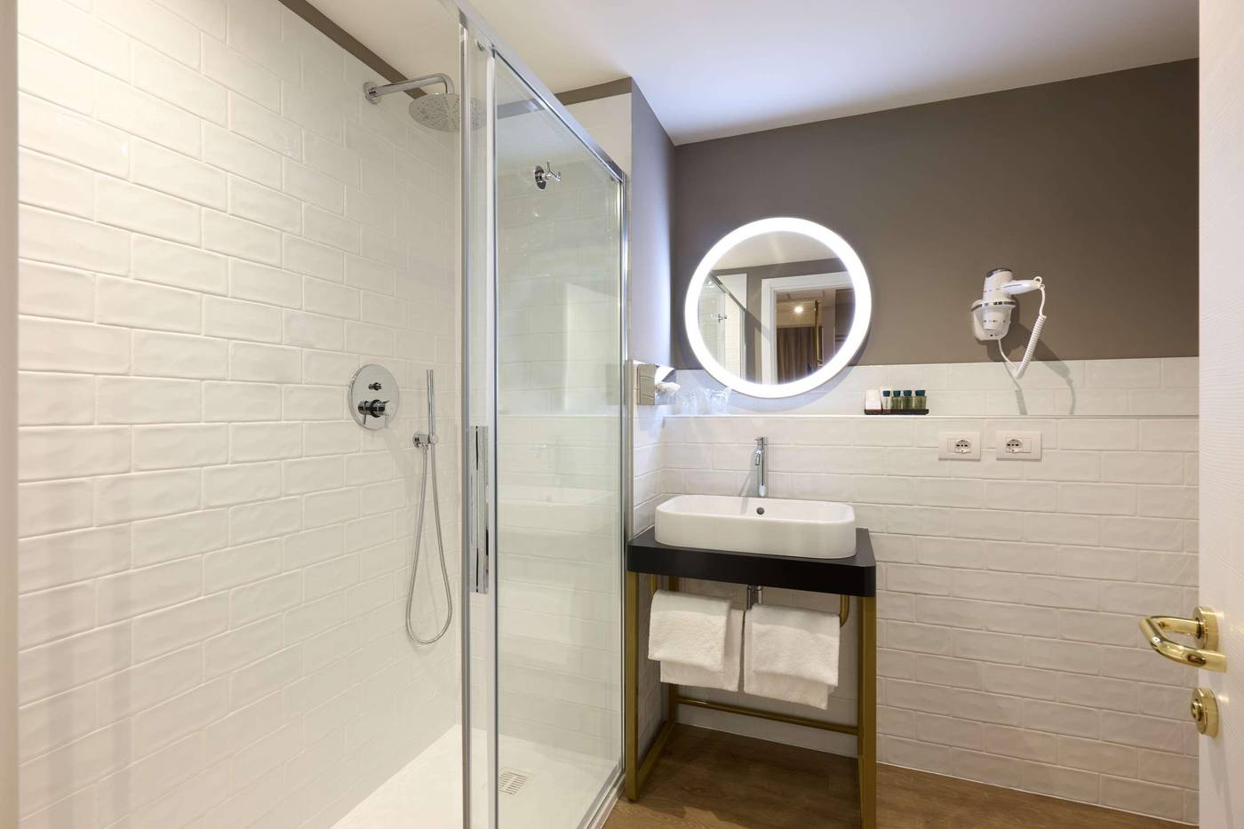 Best-Western-Hotel-Tritone-Room-39