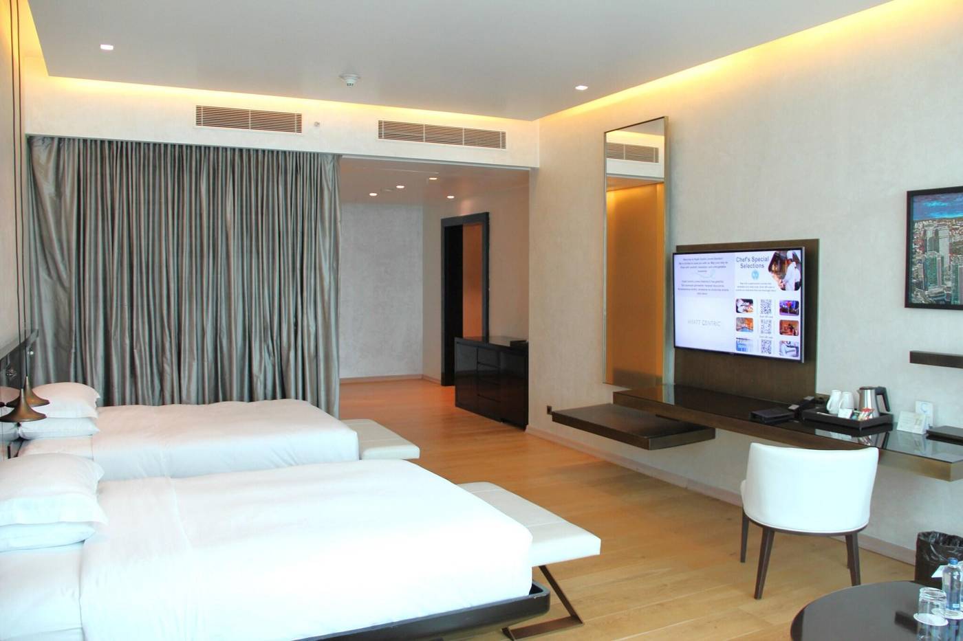 Hyatt-Centric-Levent-Istanbul-Room-37