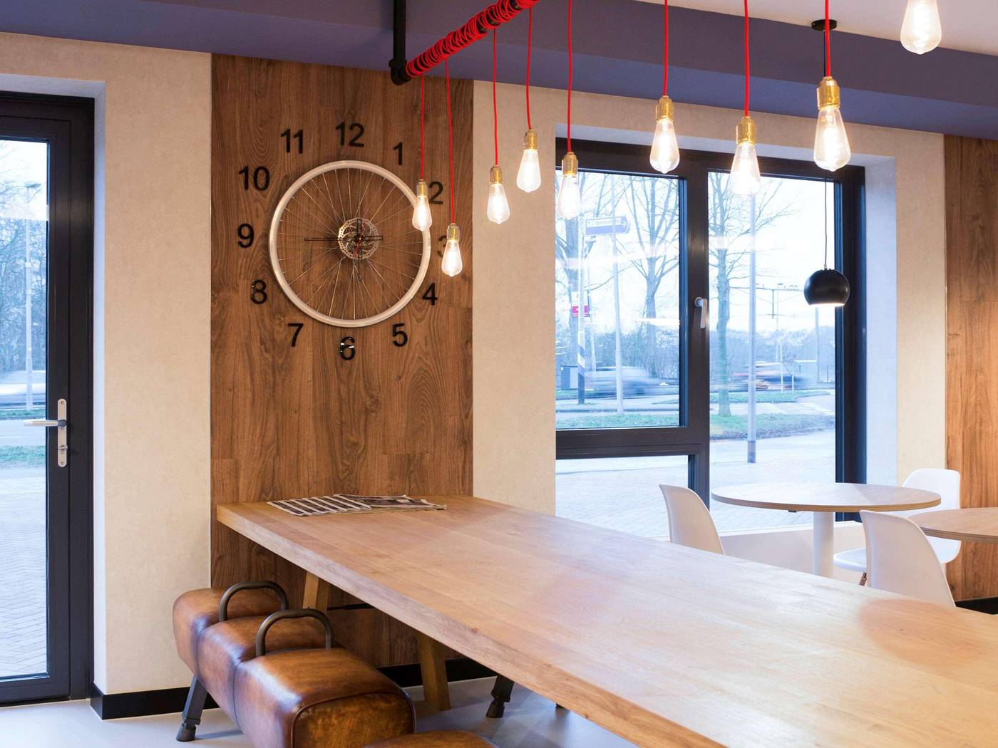 ibis-Styles-Haarlem-City-Restaurant-12