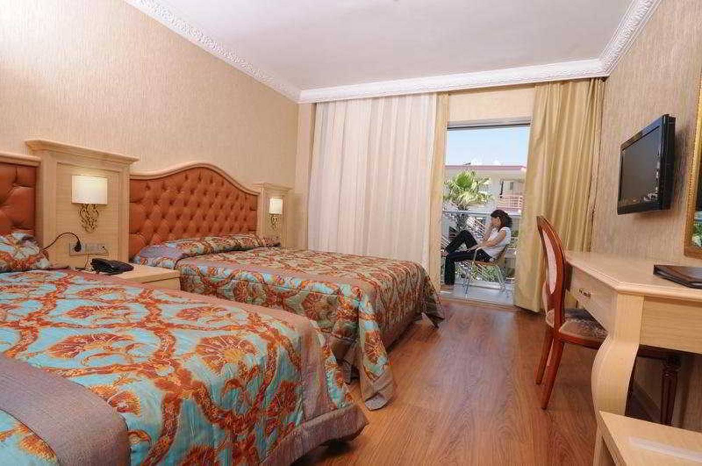 Emre-Beach---Emre-Annexe-Room-11