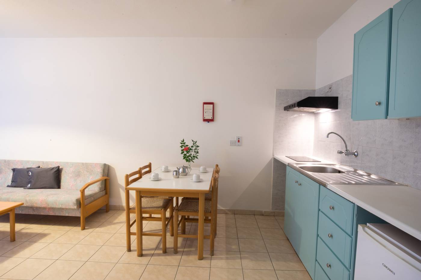Debbie-Xenia-Room-14