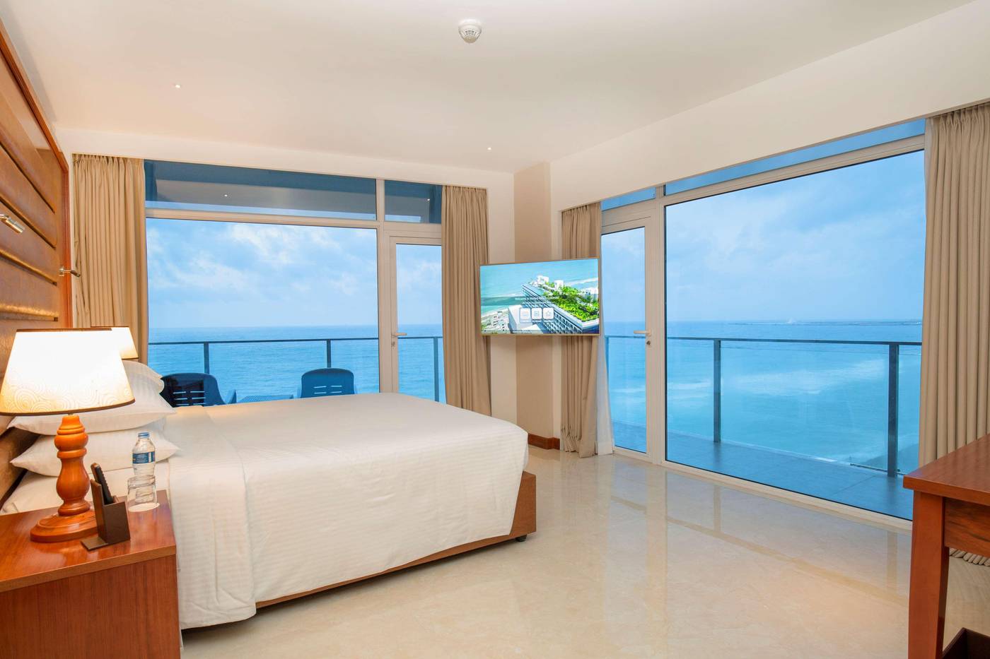 Marino-Beach-Colombo-Room-42