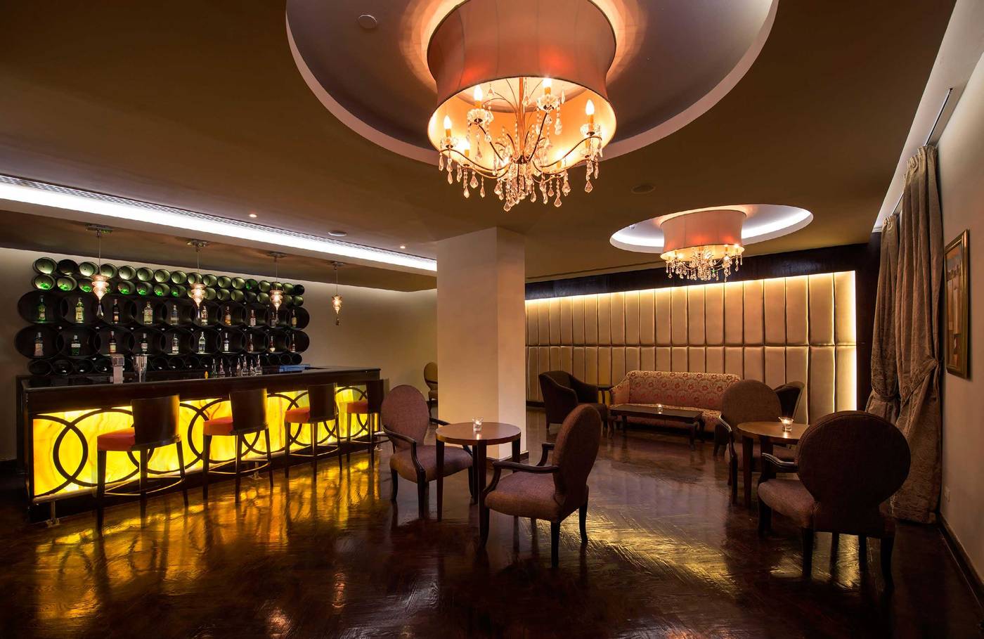 Baron-Palace-Bar-31