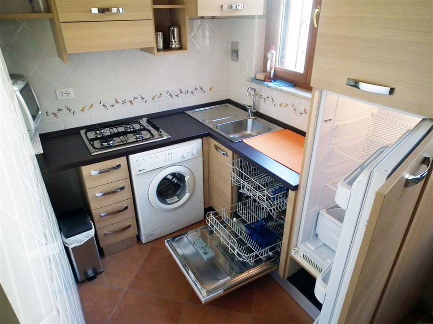 Anthony-B-B-General-view-26