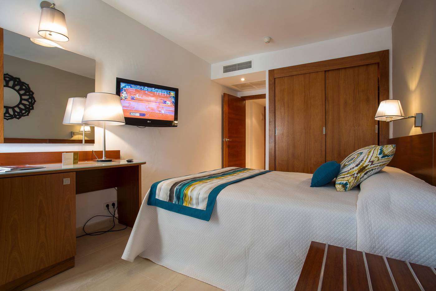 Palladium-Hotel-Palmyra-Room-16