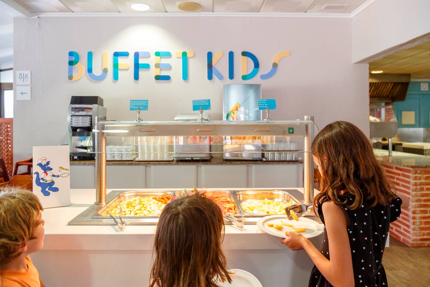 Carema-Club-Resort-Restaurant-60