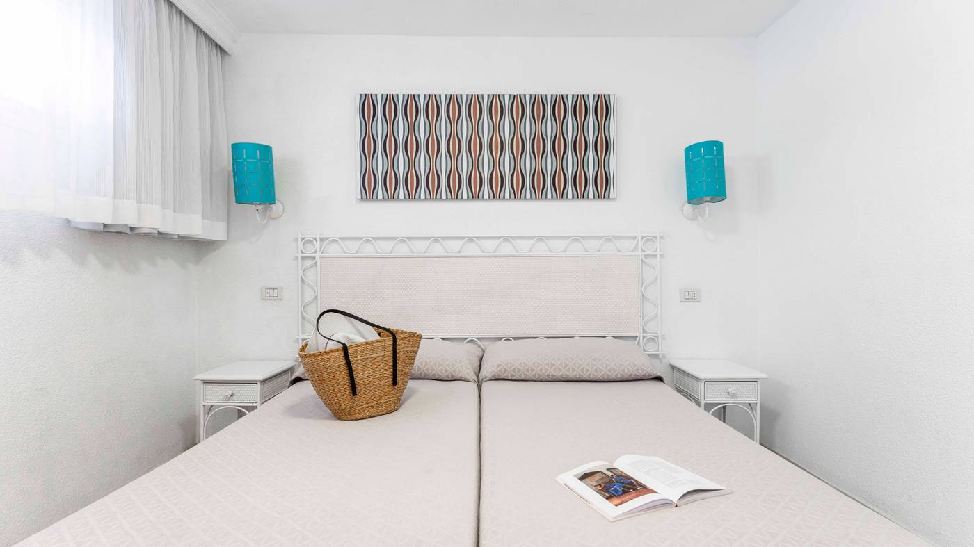 ONA-Palm-Beach-Room-42