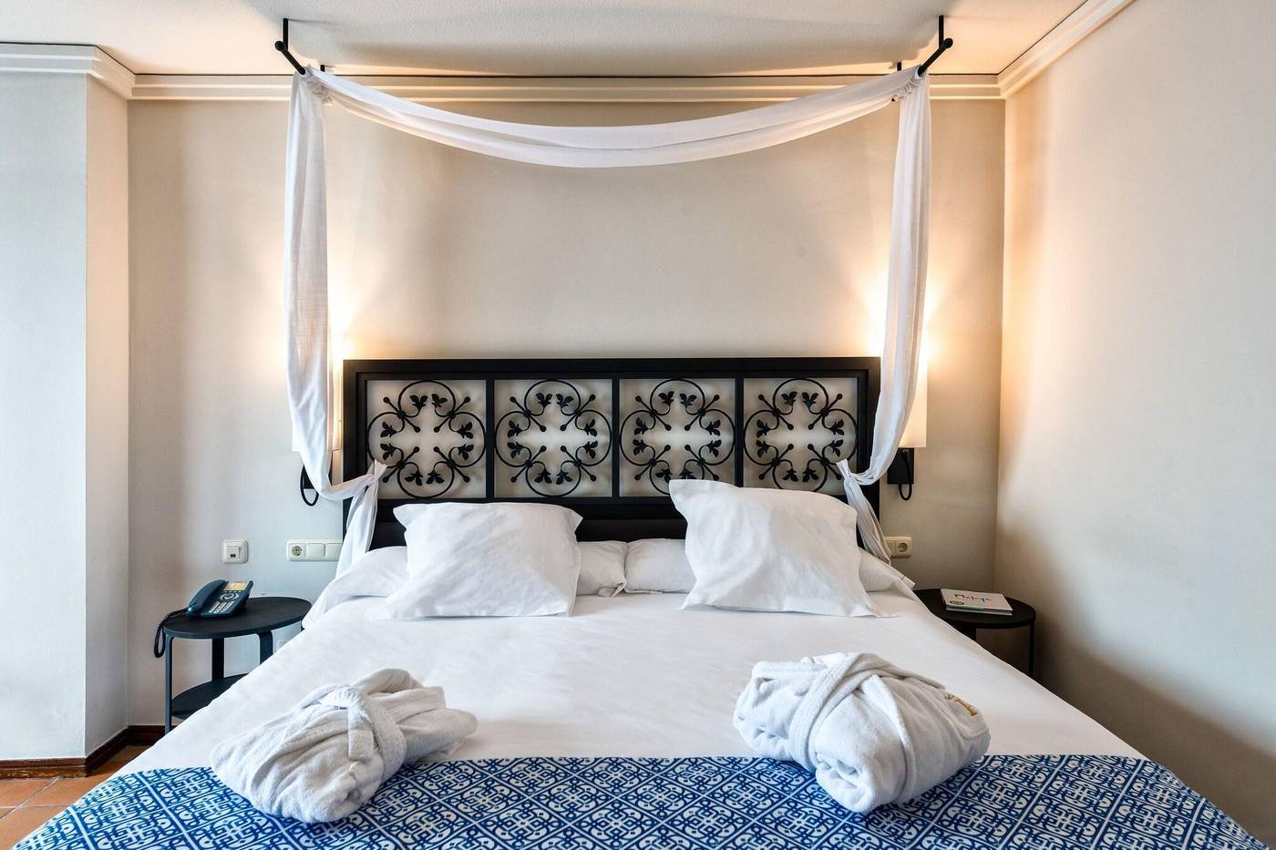 Parador-de-Malaga--Gibralfaro-Room-31