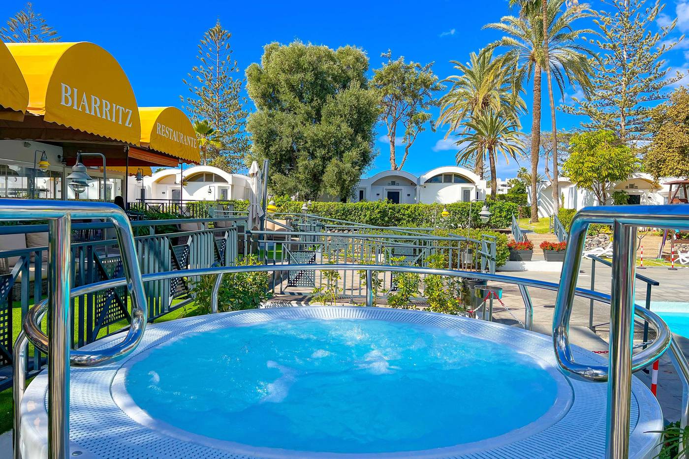 New - Cordial Biarritz