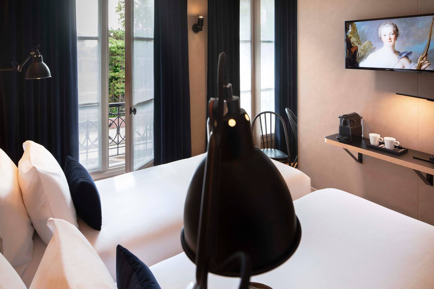 Hotel-Jardin-des-Plantes-Room-7