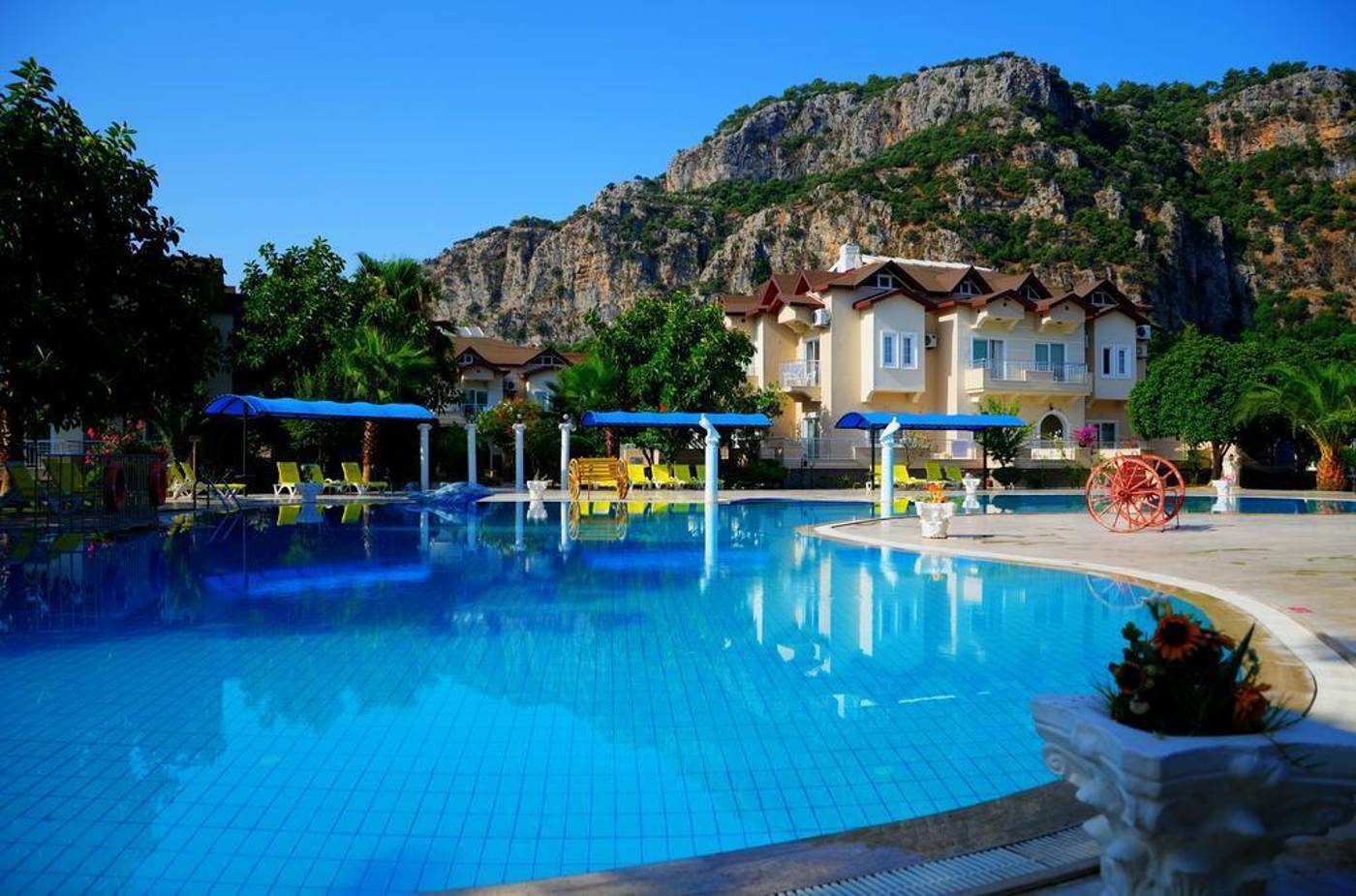 Club-Hotel-Keskin-Dalyan-Pool-1
