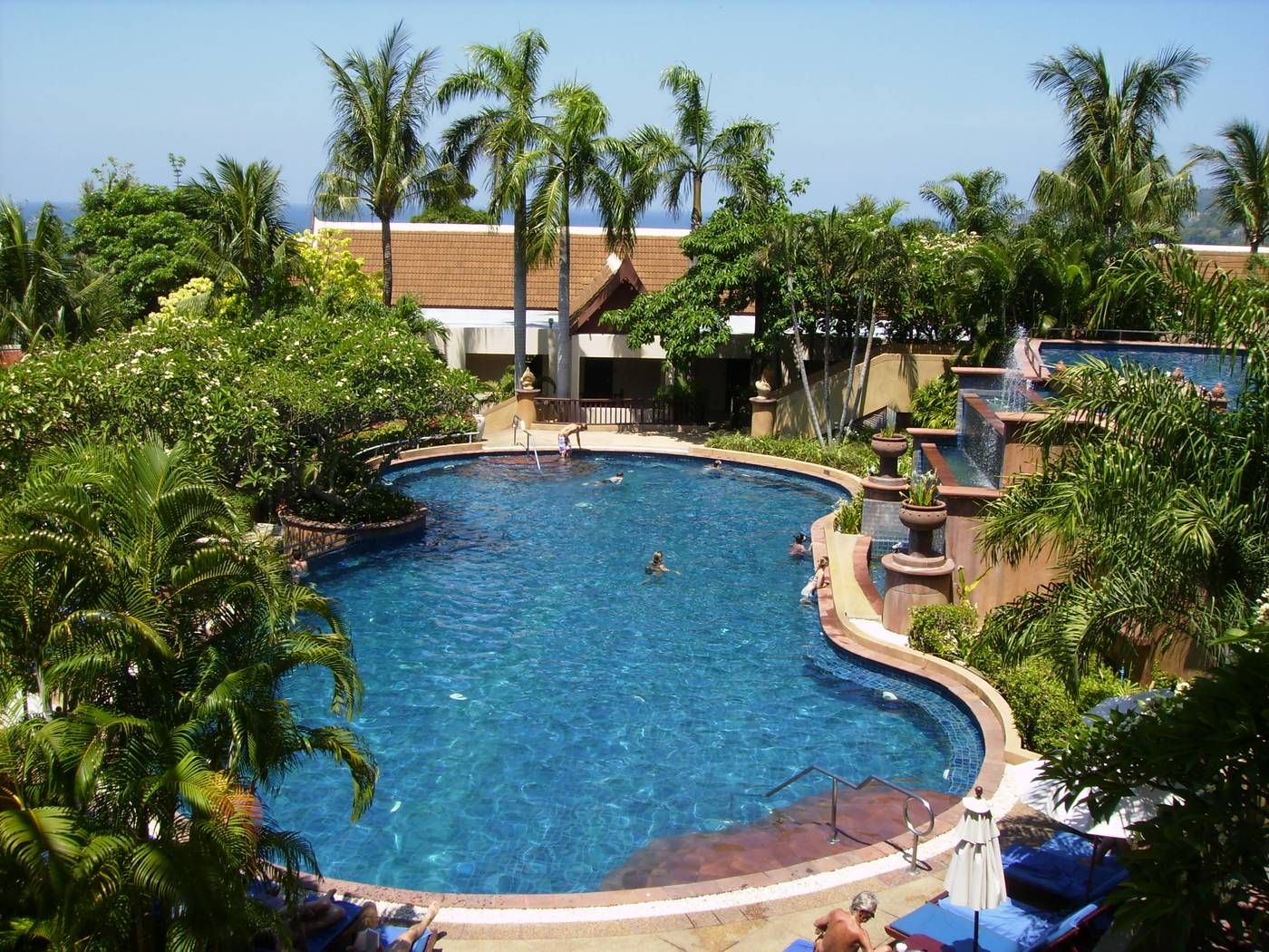 Novotel-Phuket-Resort-Pool-8
