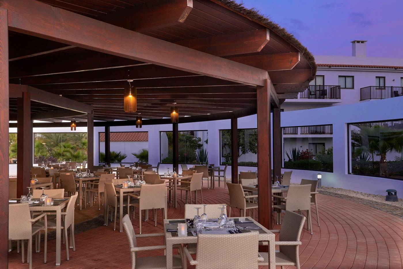 Sol-Dunas-Restaurant-22