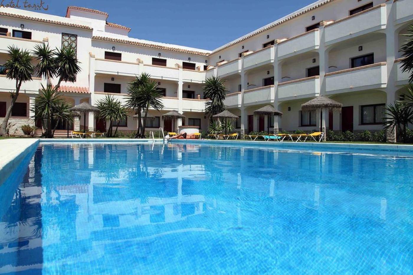 Tarik-Pool-3
