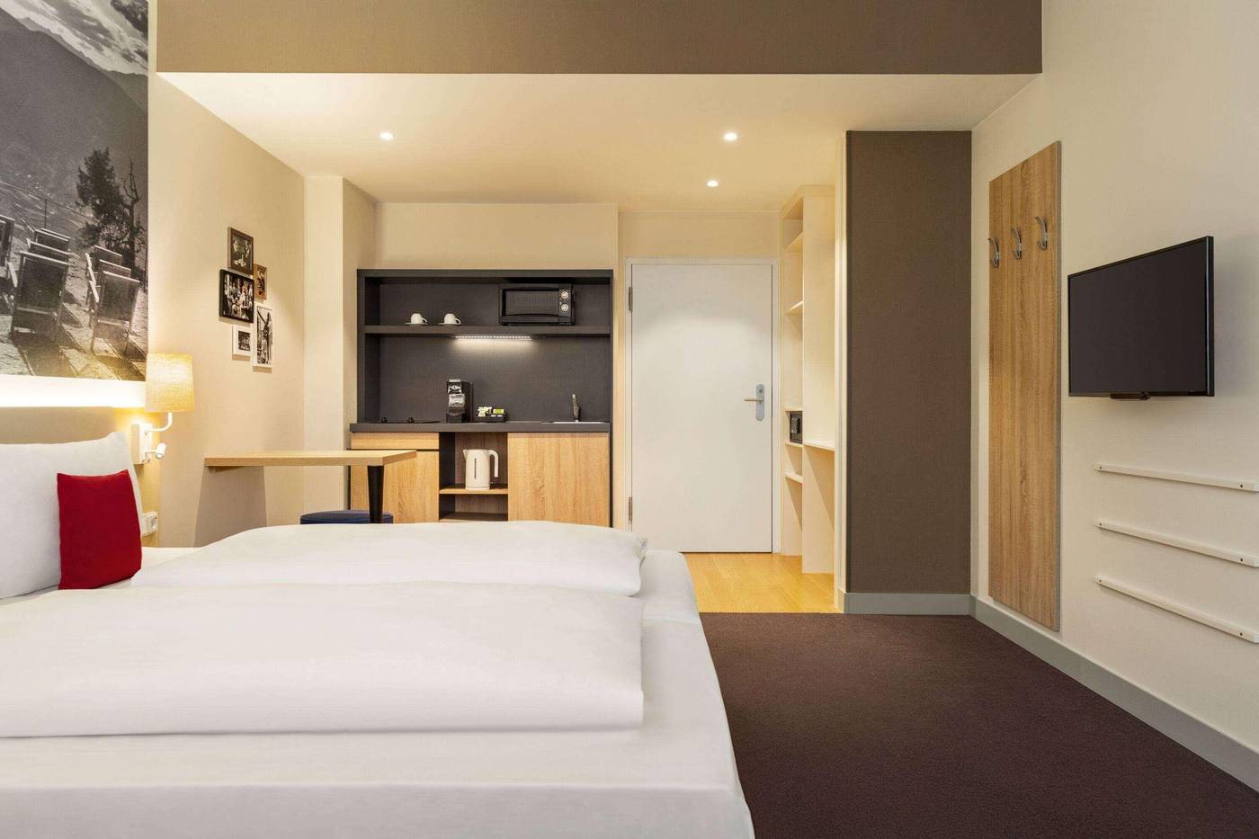 Vienna-House-Easy-by-Wyndham-Munich-Room-22