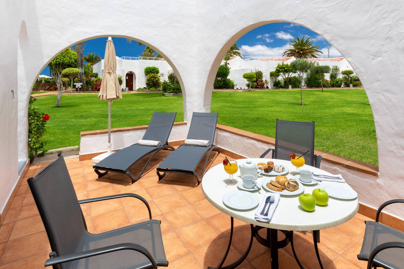 29.07.25 SOL BARBACAN