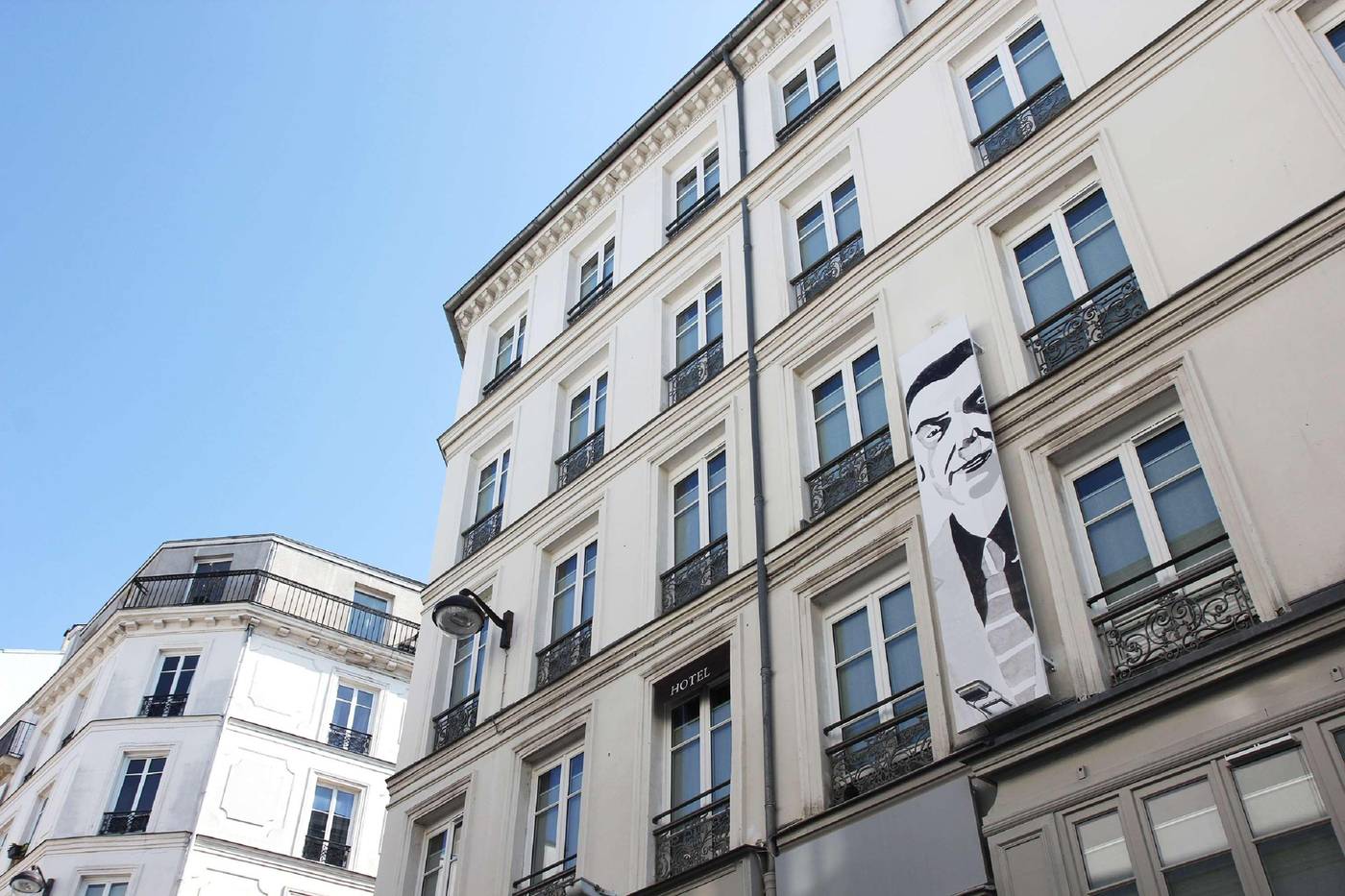 Hotel-Litteraire-Marcel-Ayme--BW-Premier-Collectio-General-view-10