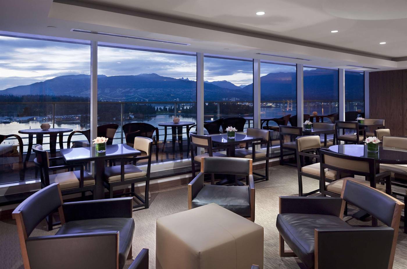 Fairmont-Pacific-Rim-Bar-26