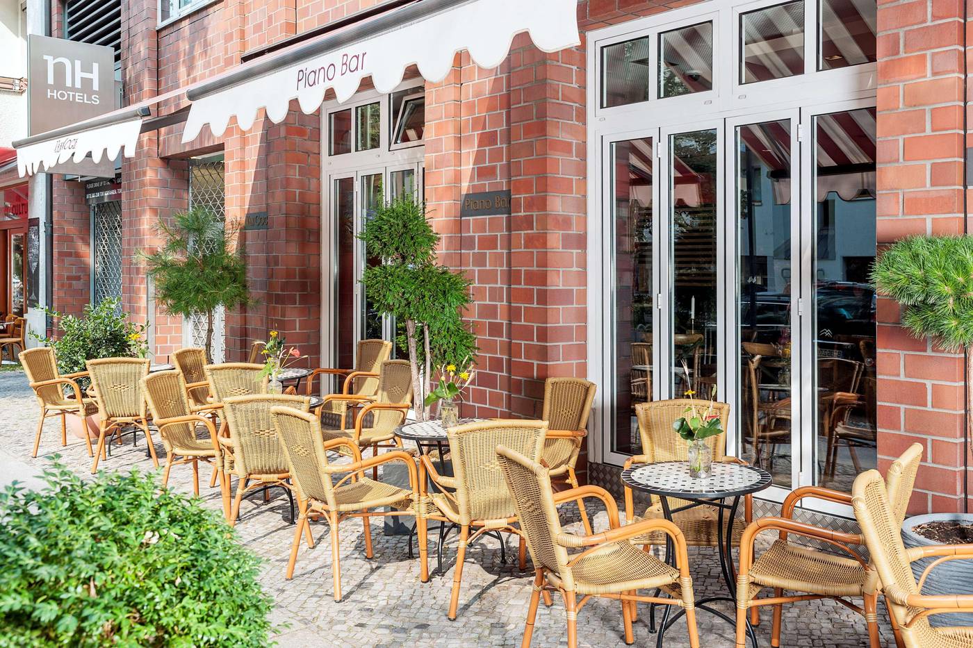 NH-Berlin-Kurfurstendamm-Terrace-49