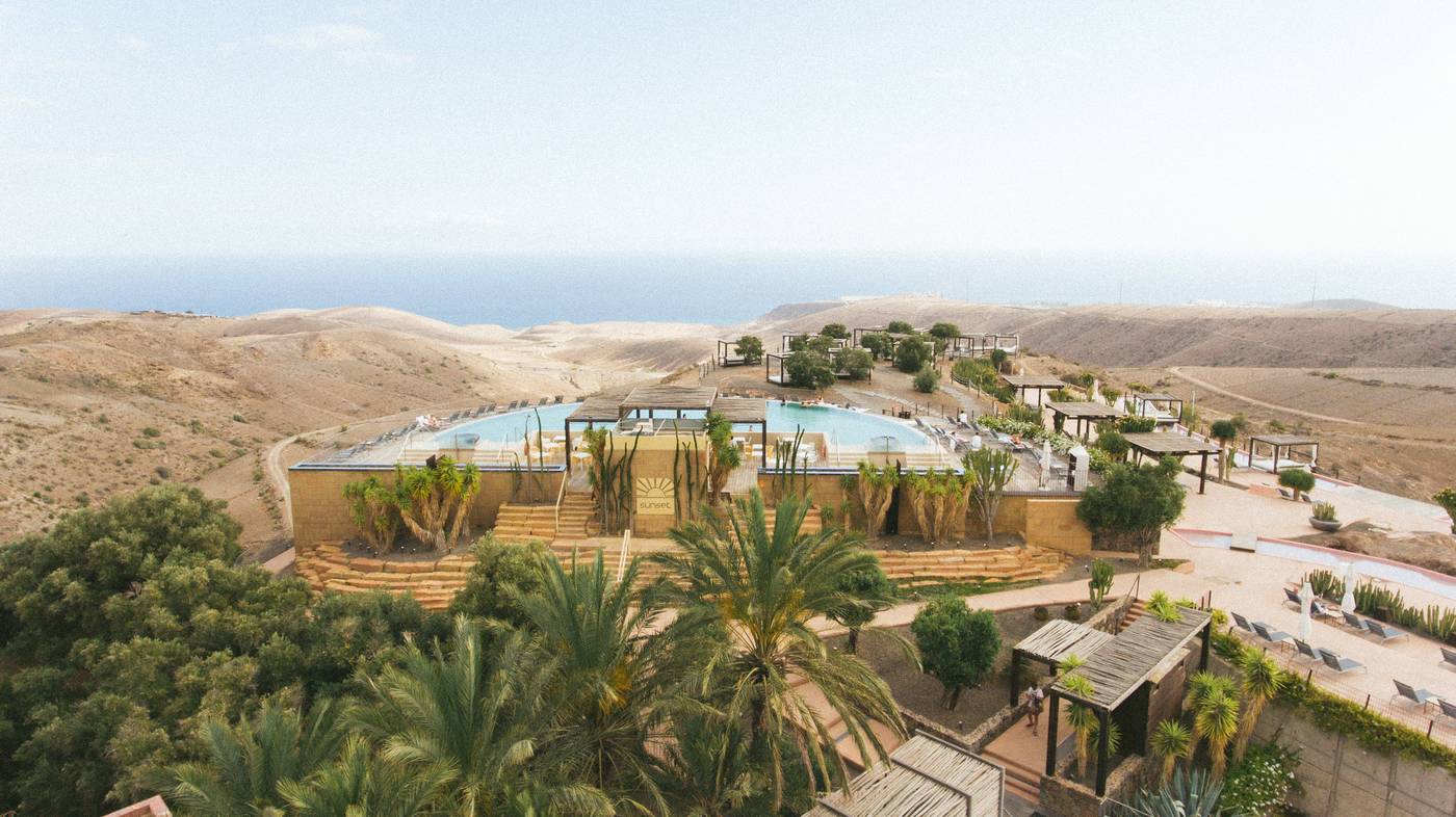 Salobre-Hotel-Resort---Serenity-Pool-4