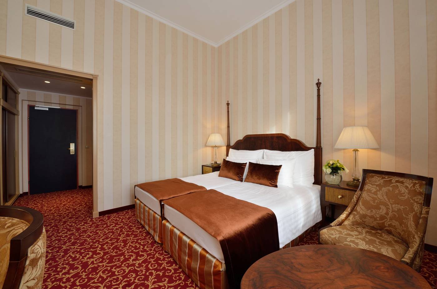 Ensana-Grand-Margaret-Island-Room-10