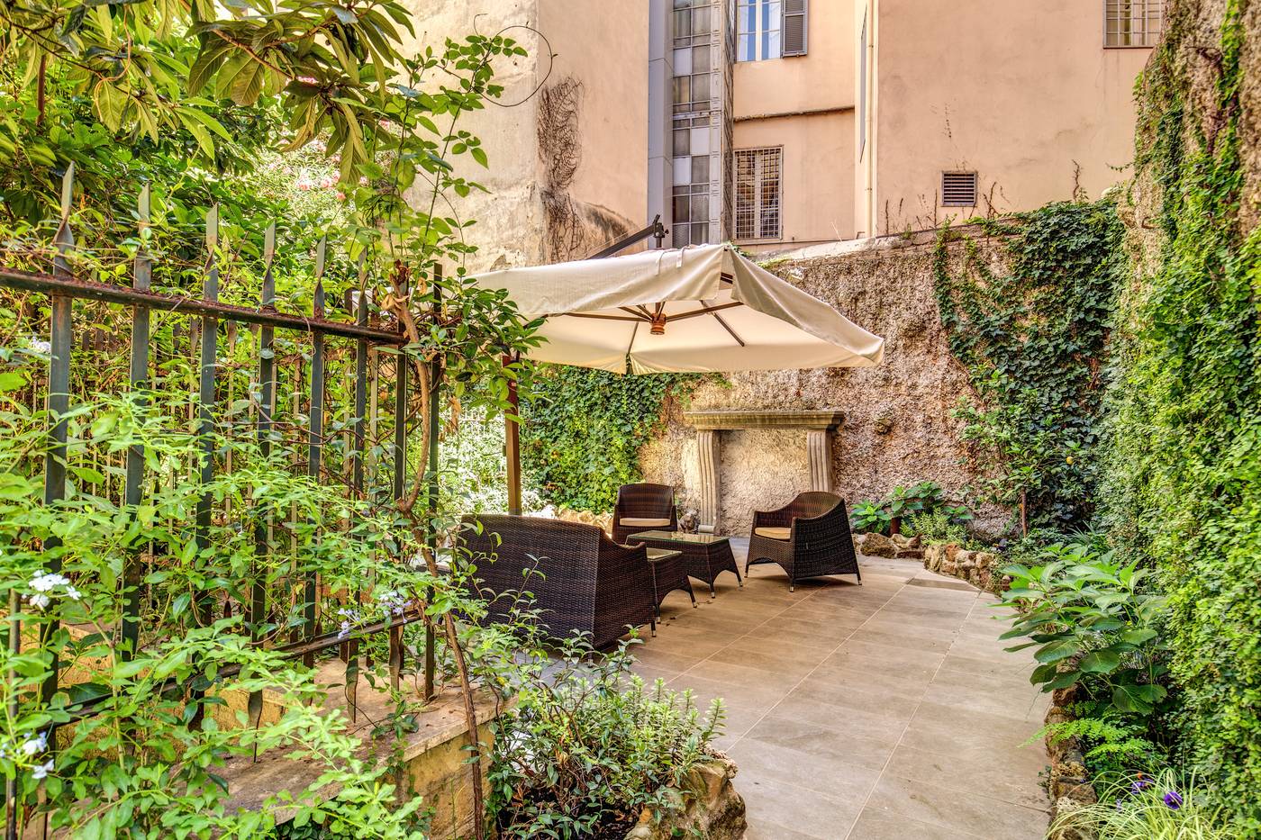 Trevi-Collection-Room-2