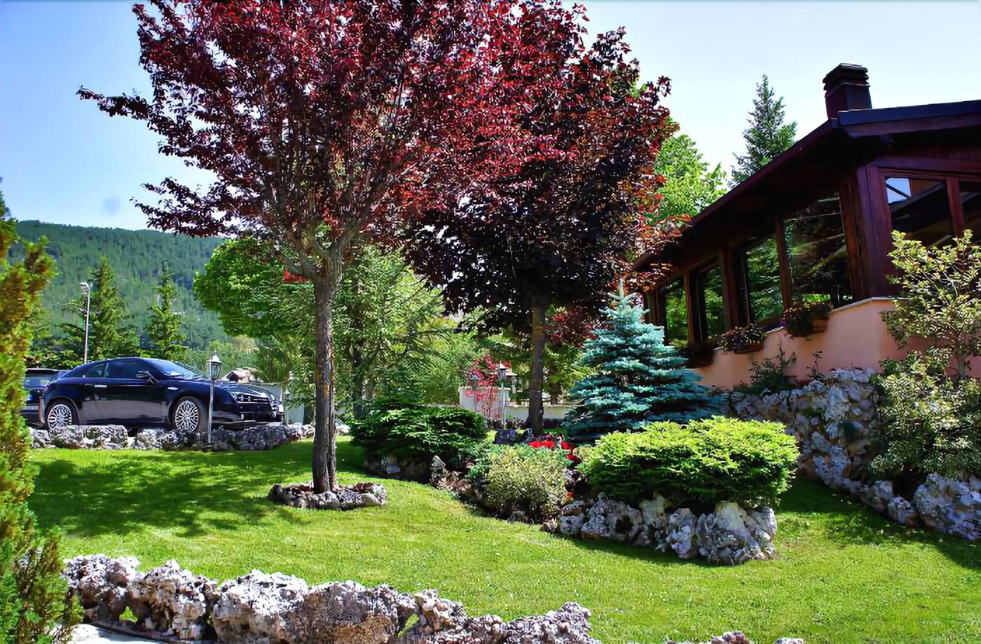 Hotel Bucaneve-Italy-PESCASSEROLI-General view-4