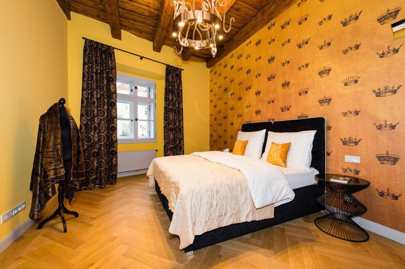 Old-Royal-Post-Hotel-Room-58