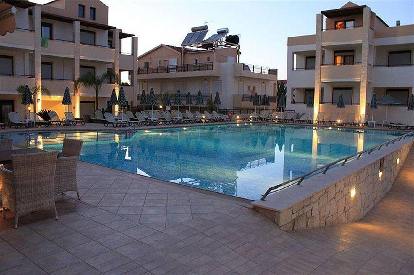 Creta-Palm-Hotel---Apartments-General-view-7