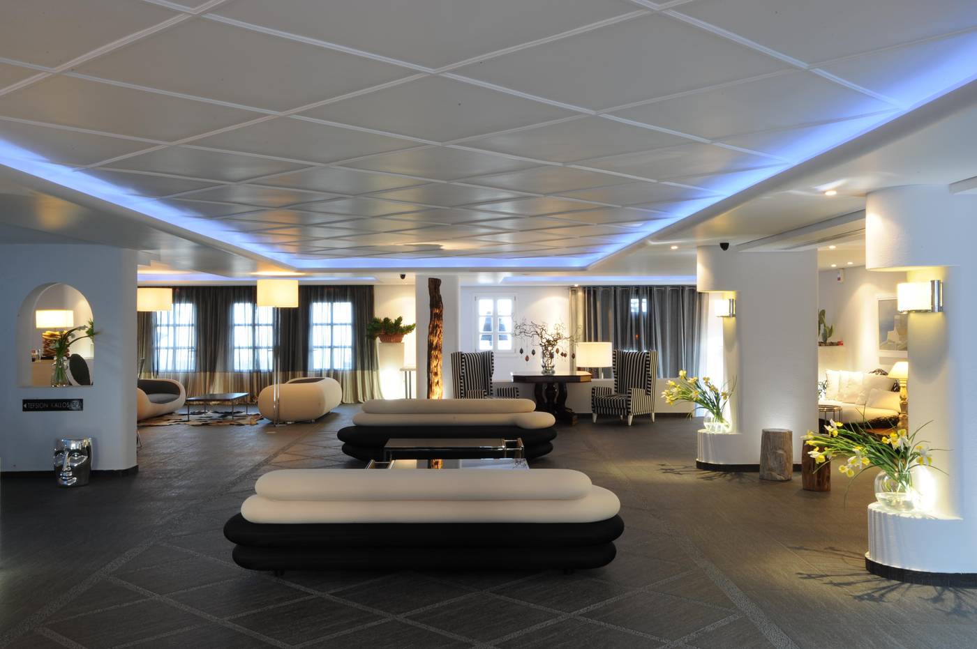 Aressana-Spa-Hotel---Suites-Lobby-56