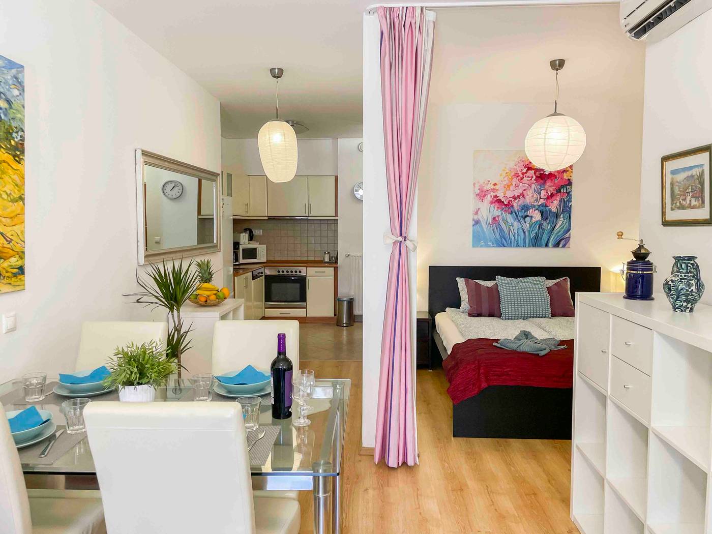 Opera-Residence-Room-11