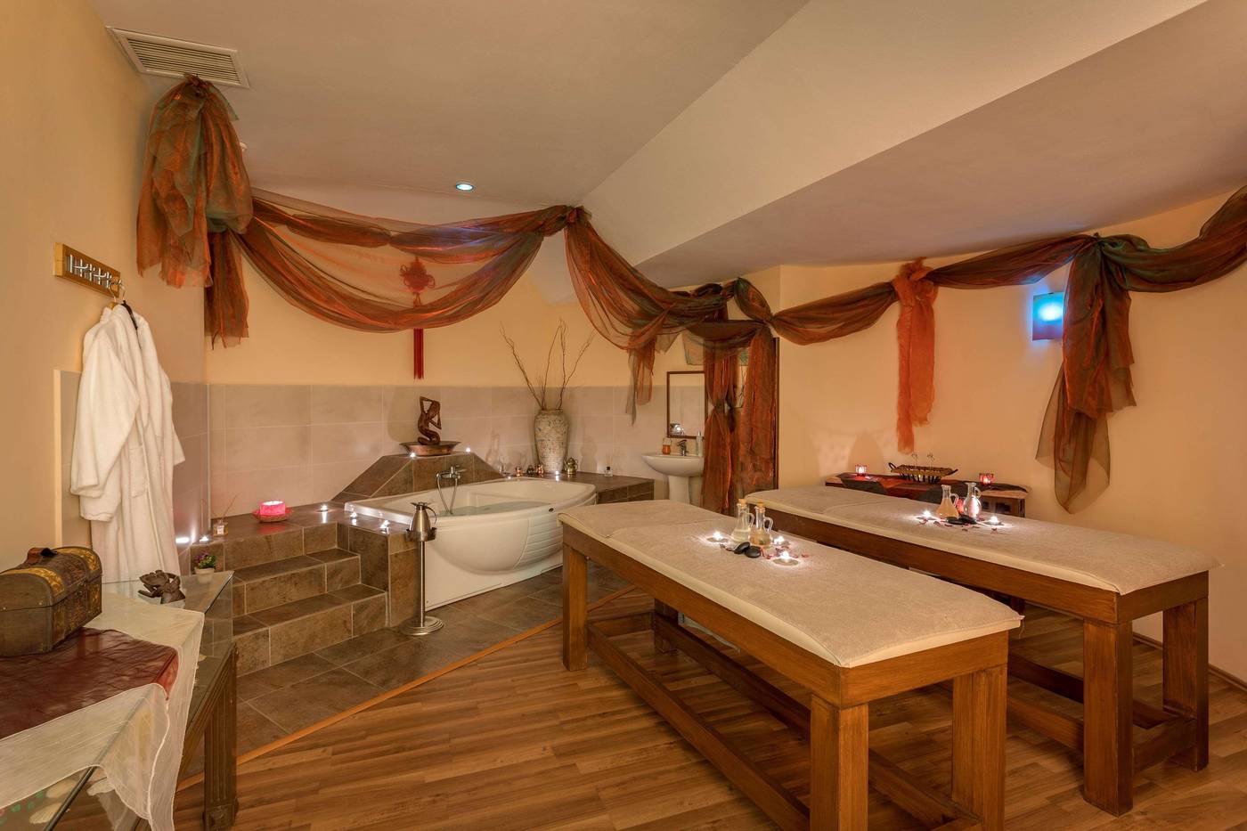 Seven-Seas-Hotel-Life-Sports-and-Entertainment-67