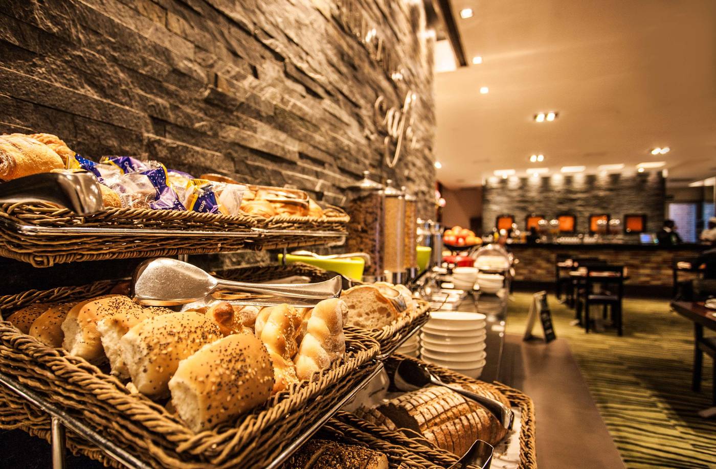 Southern-Sun-Newlands-Restaurant-22