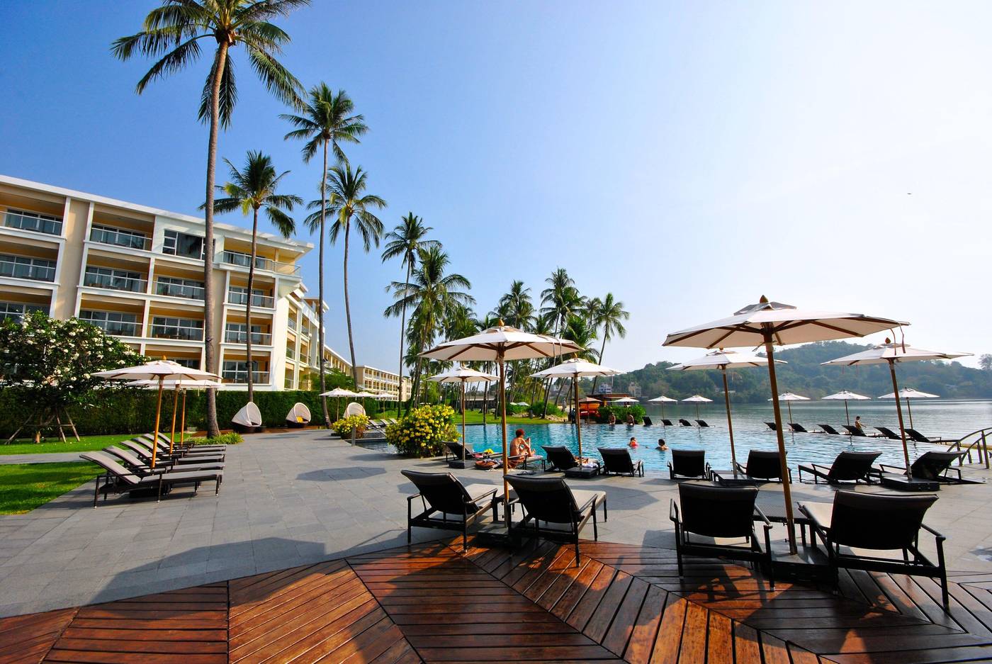 Crowne-Plaza-Phuket-Panwa-Beach-Pool-7
