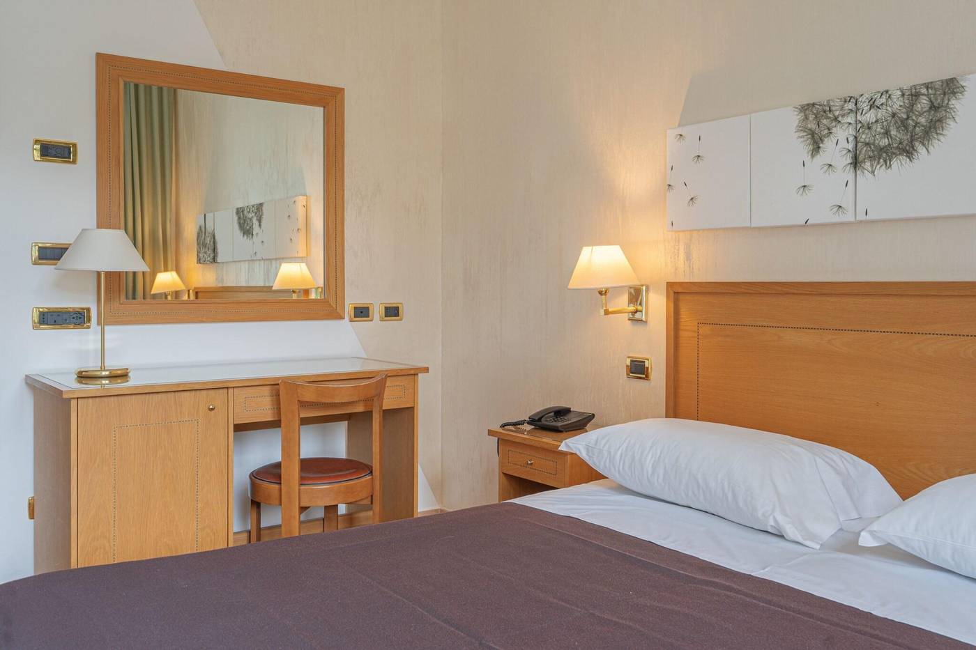 Grand-Hotel-Moon-Valley-Room-20