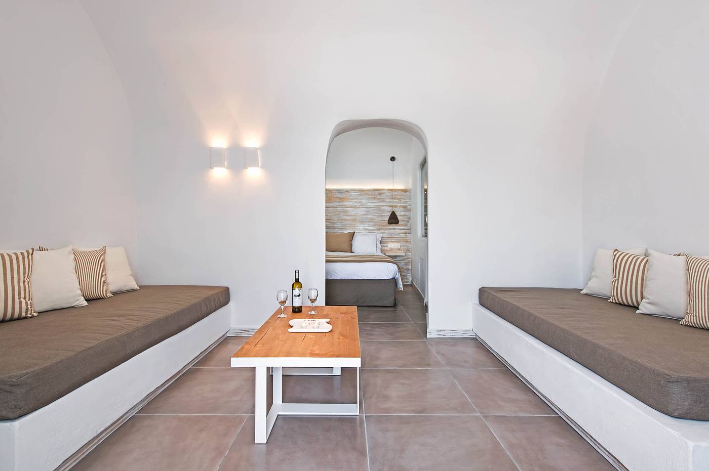 Athina-Repose-Suites-Room-70